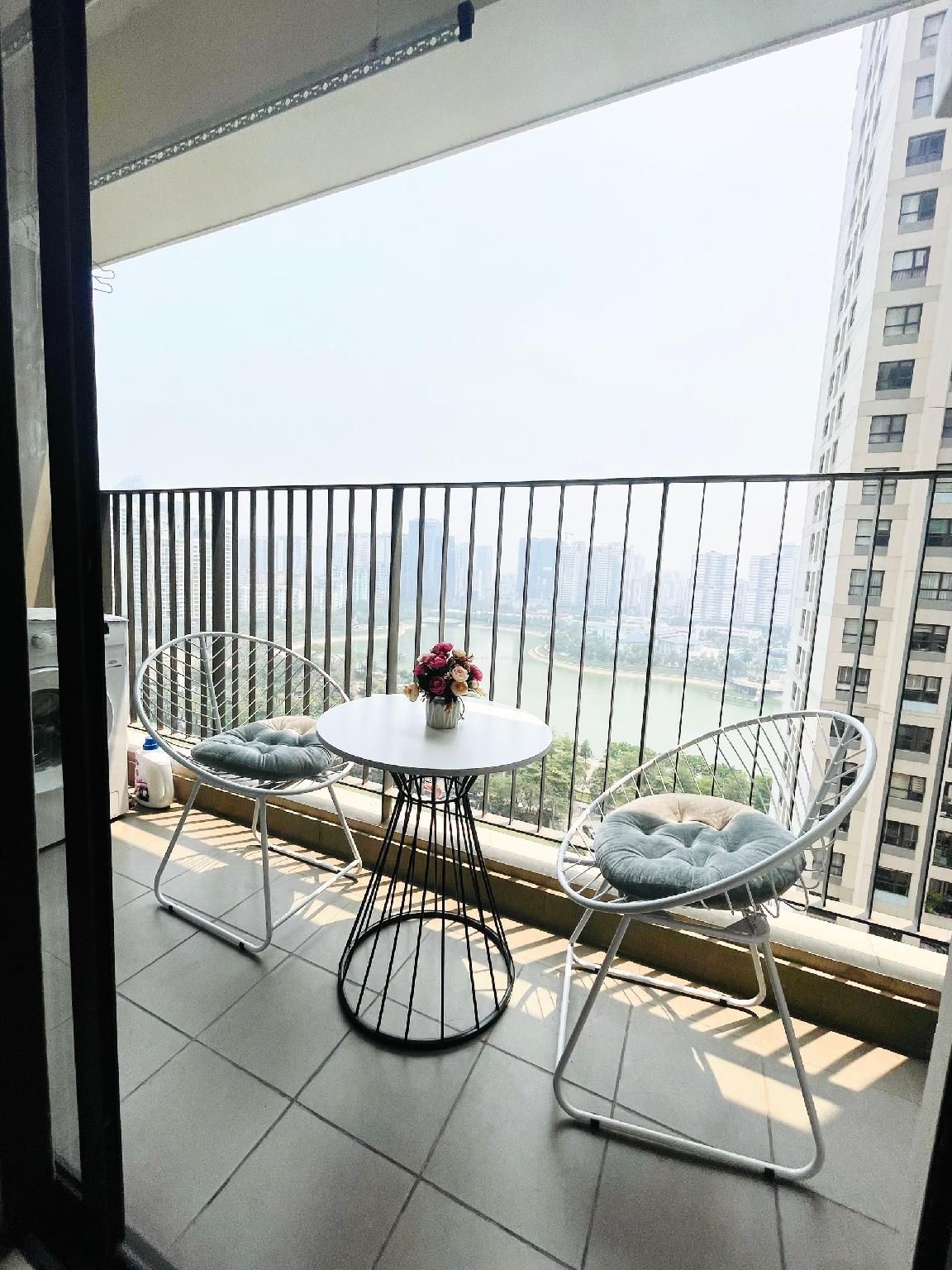 Studio Balcony