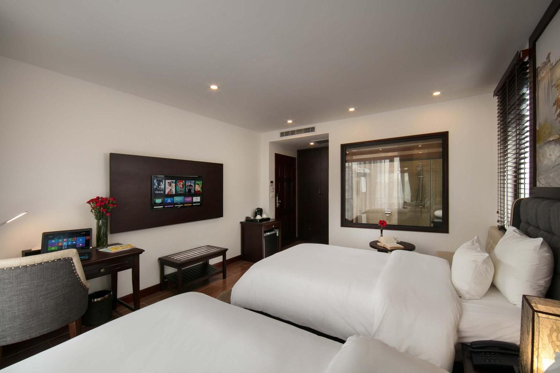 Standard Twin Room