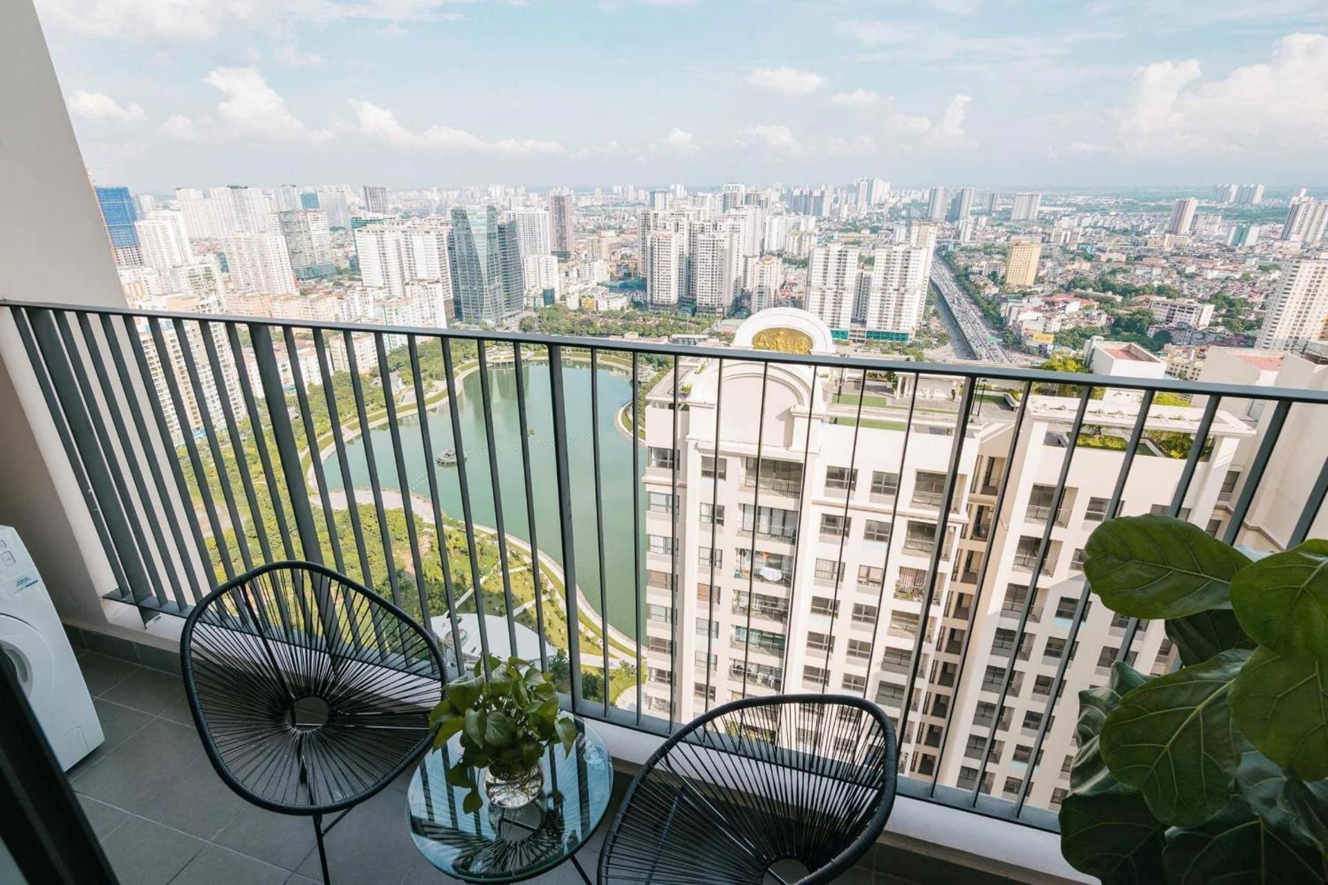 Studio with Balcony