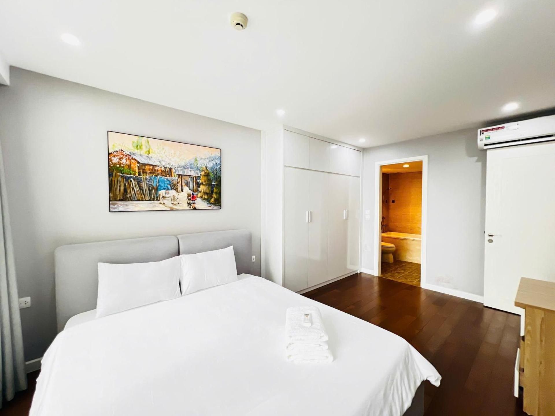 Three-Bedroom Superior Apartment