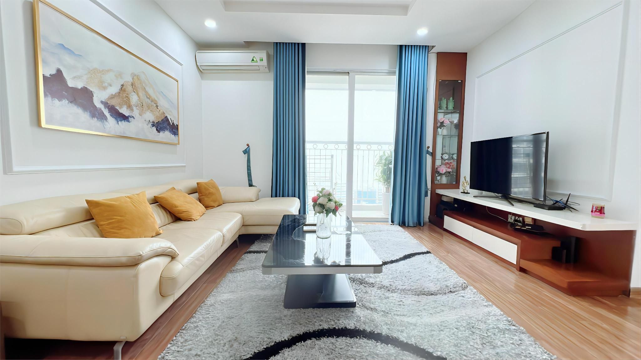 Vinhomes Times City by Emily in Town Three-Bedroom Apartment 2