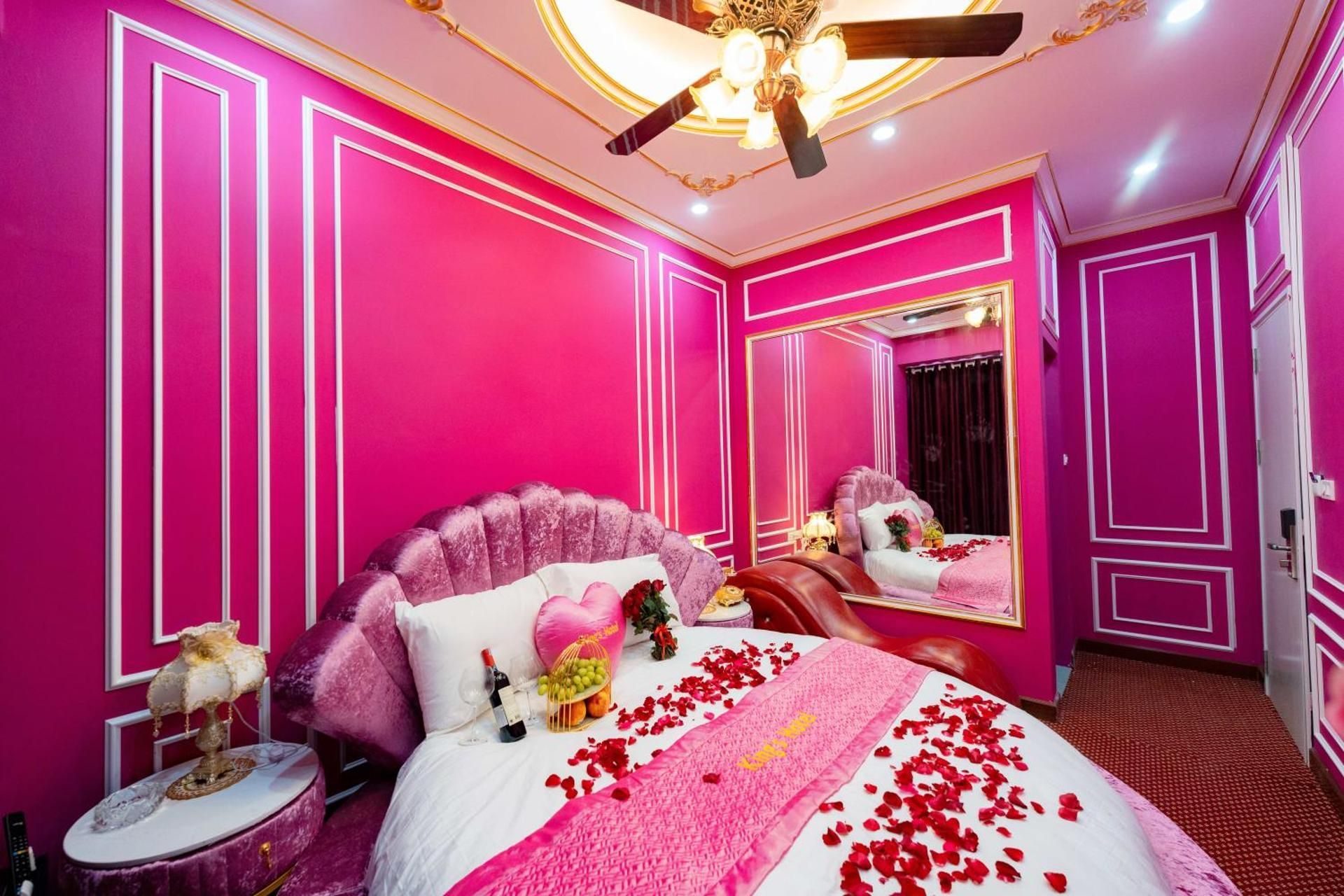 Superior King Room