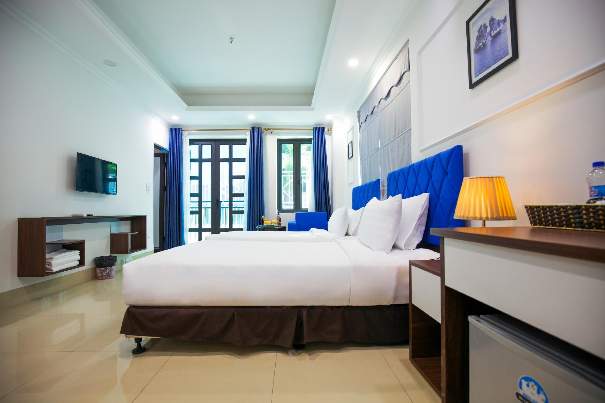 Junior Suite with Balconies