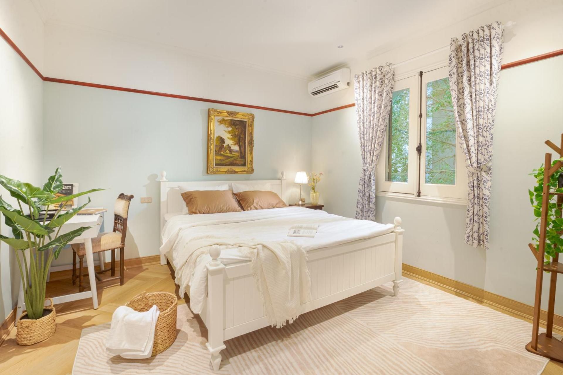 Deluxe Double Room with Shower