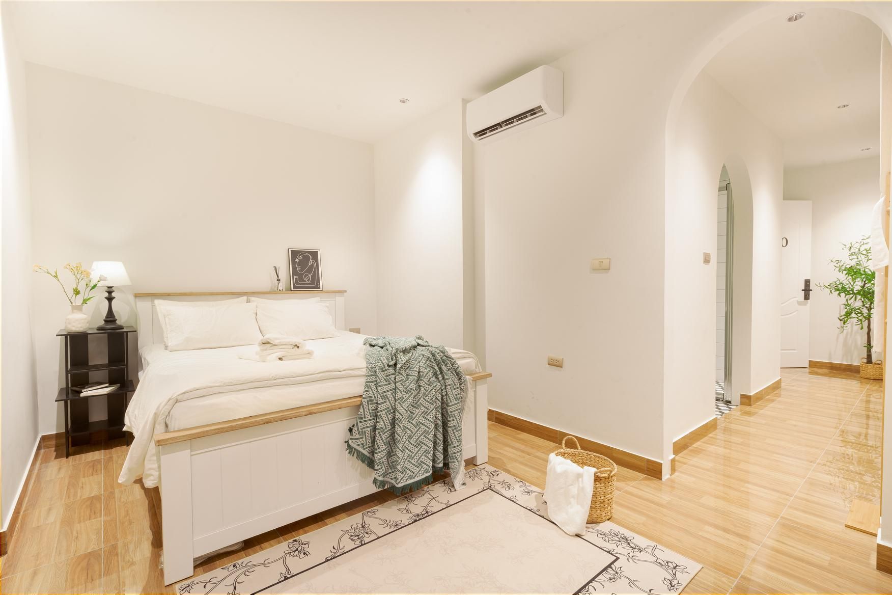 Superior Queen Bed