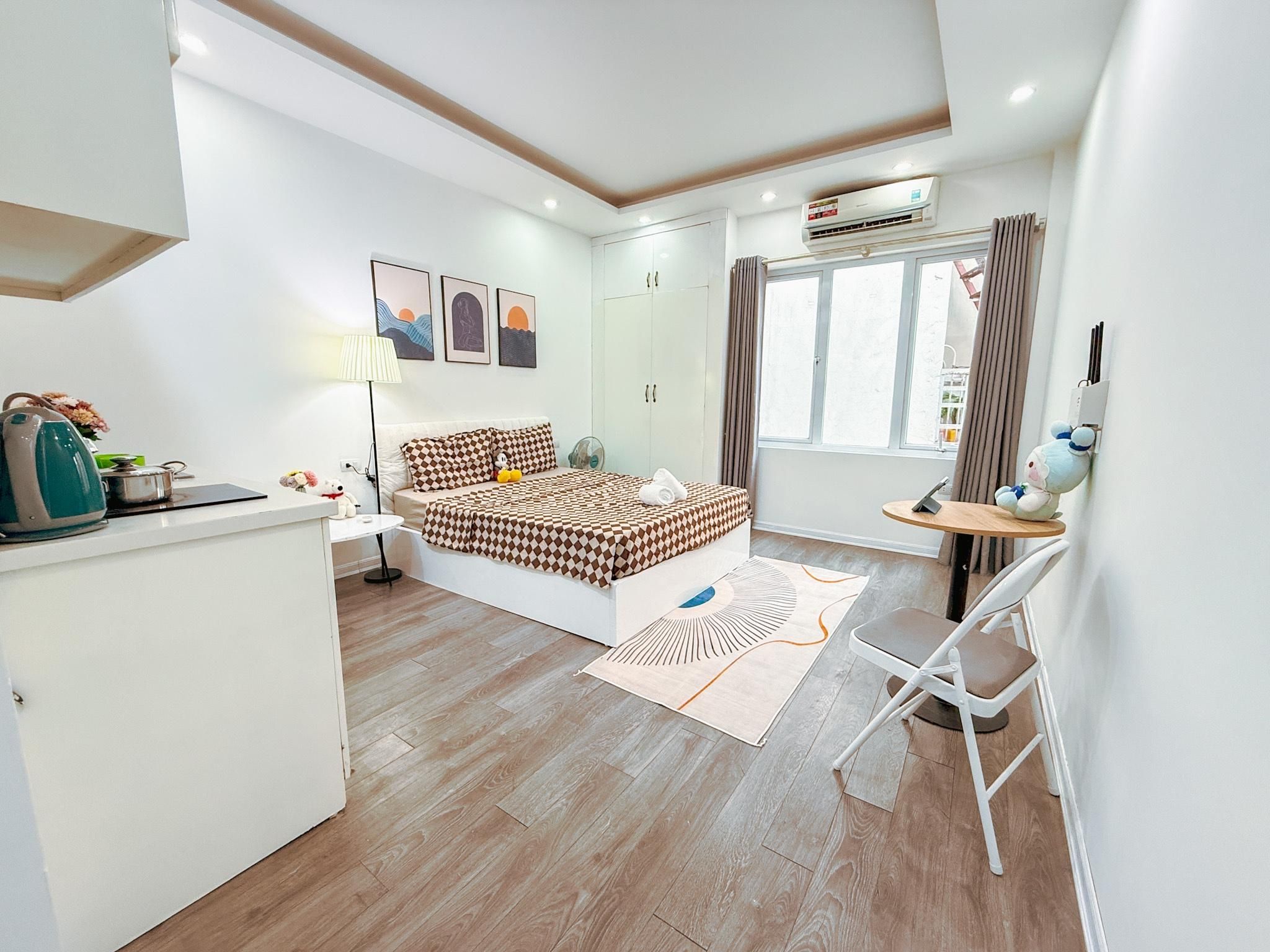 Double Room with Window