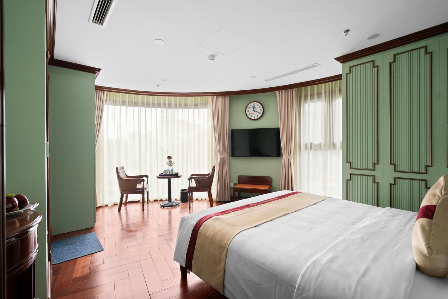 Execuitve Suite