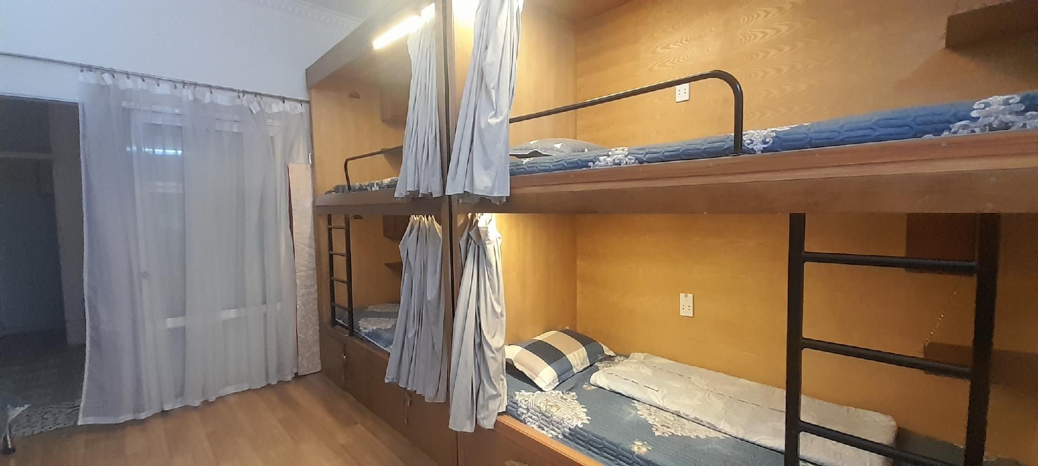 Bed in 8-Bed Mixed Dormitory Room