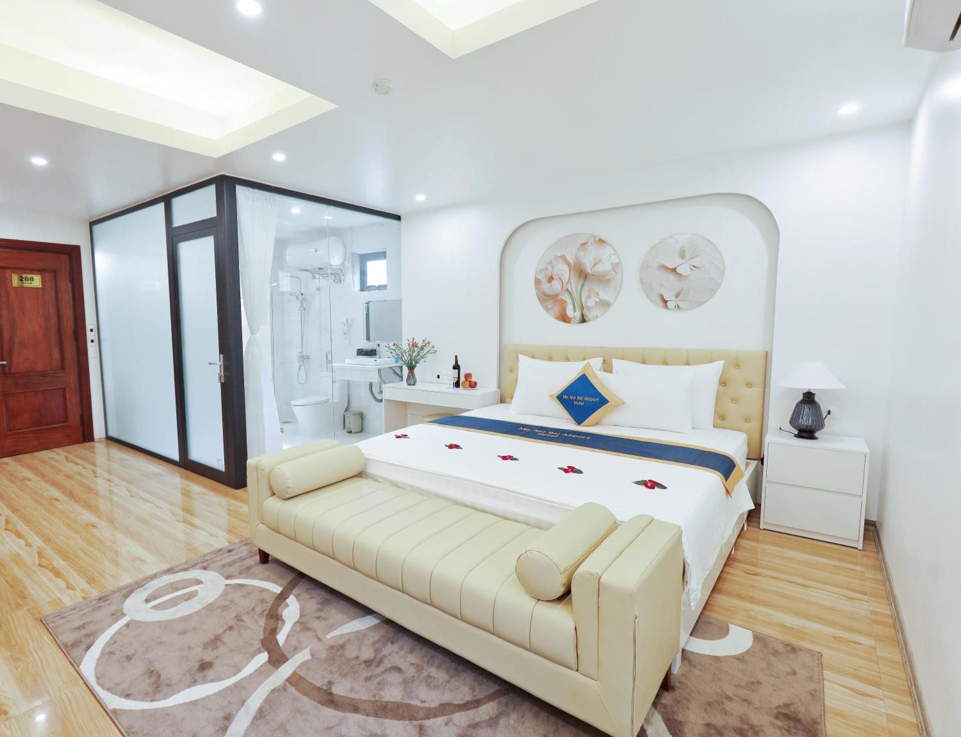 Suite with Balcony