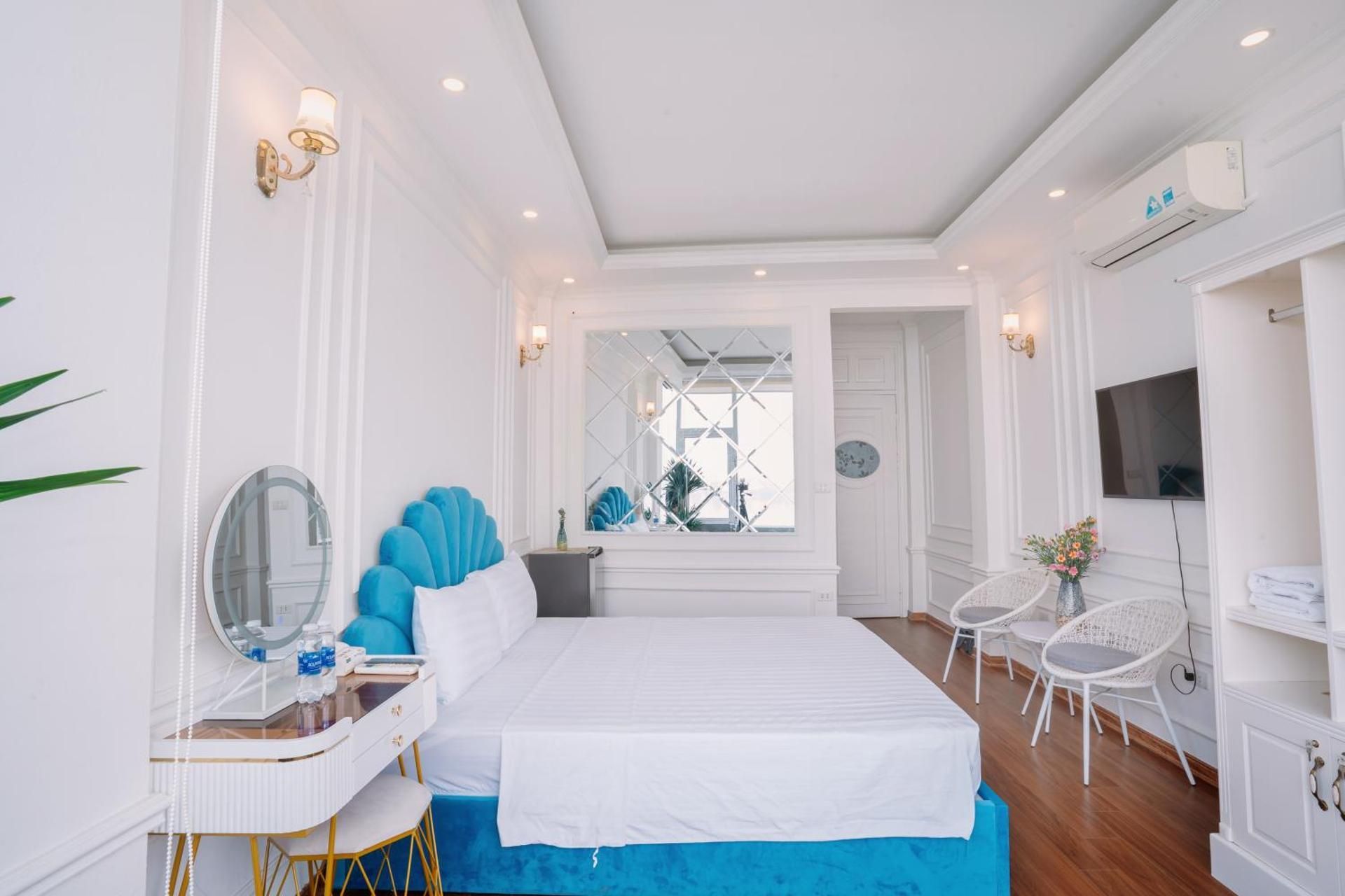 Deluxe Double Room with Bath