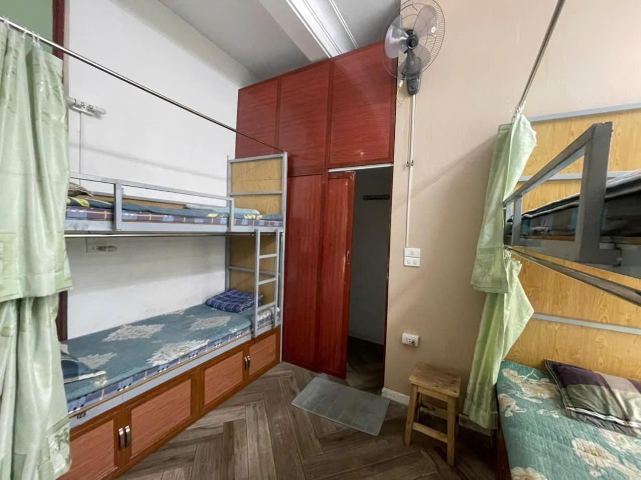 Bed in 6-Bed Dormitory Room