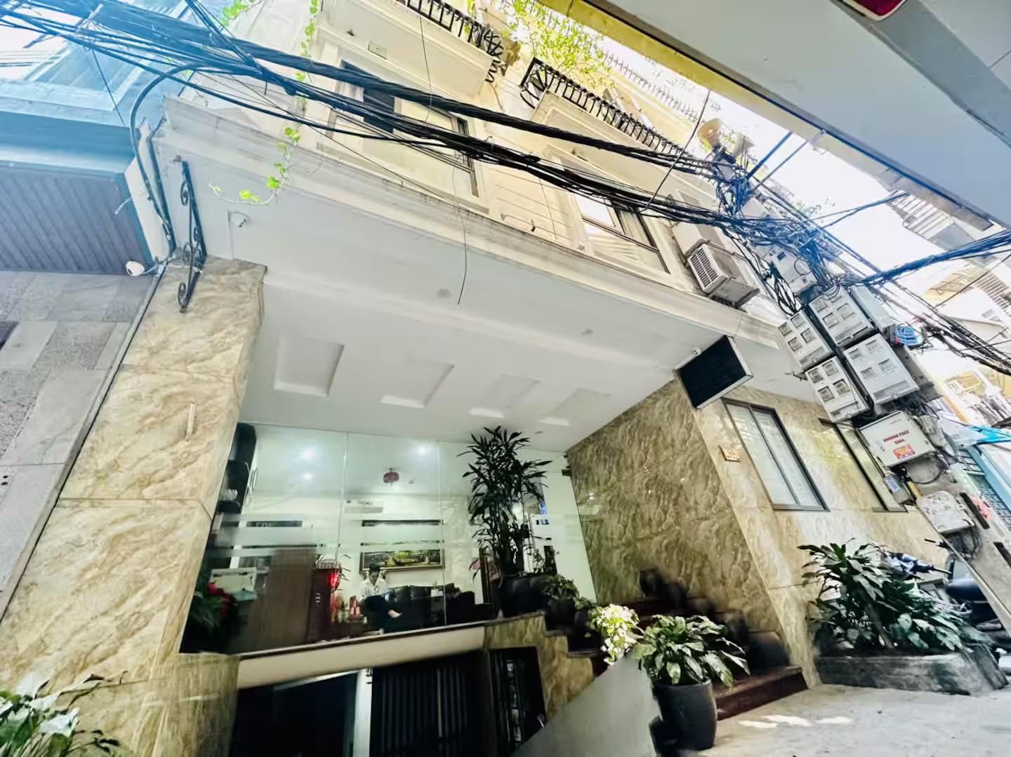 NINE HOUSING DAO TAN