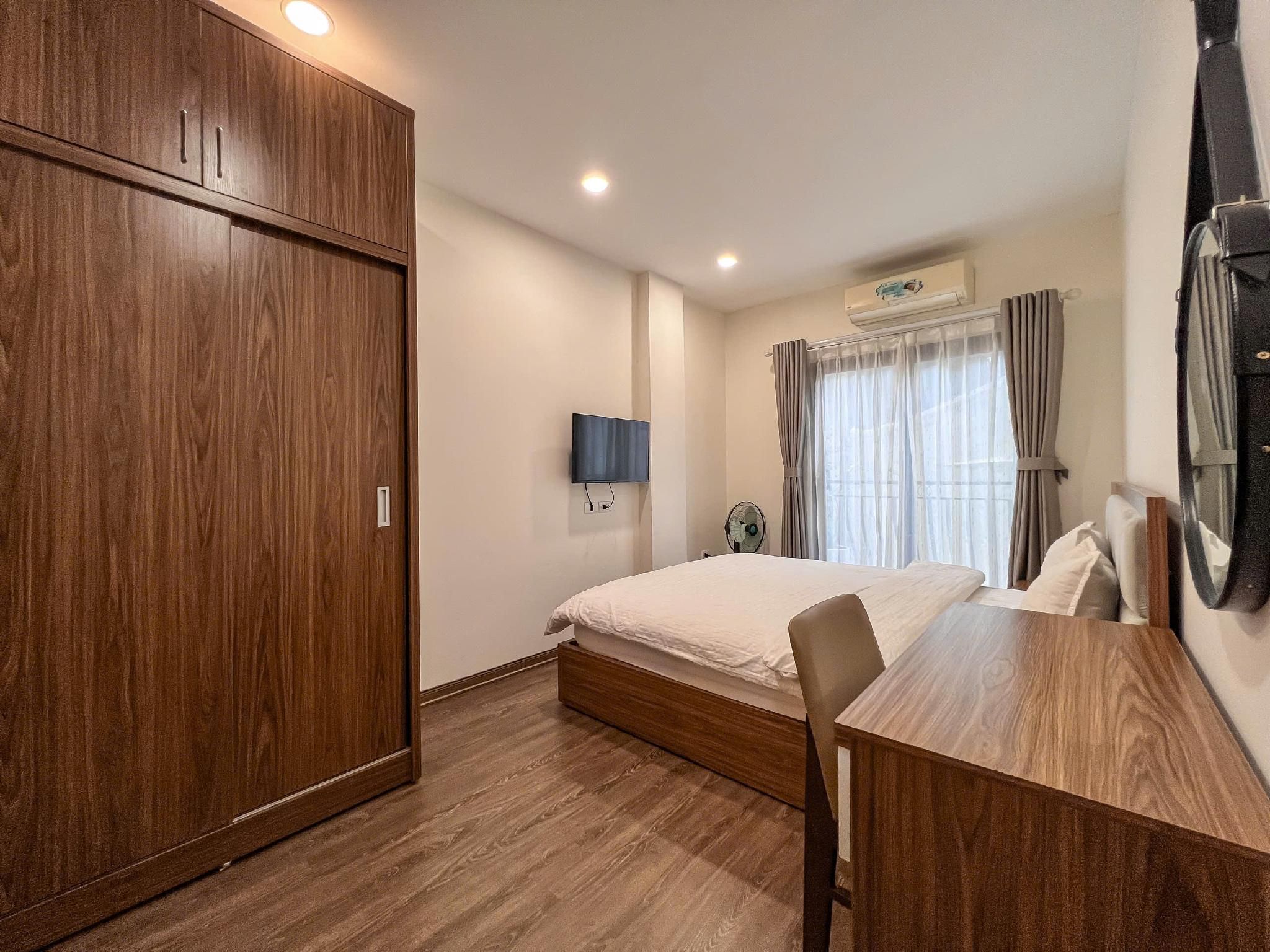 One Bedroom Apartment - 2 Adult with 1 Child