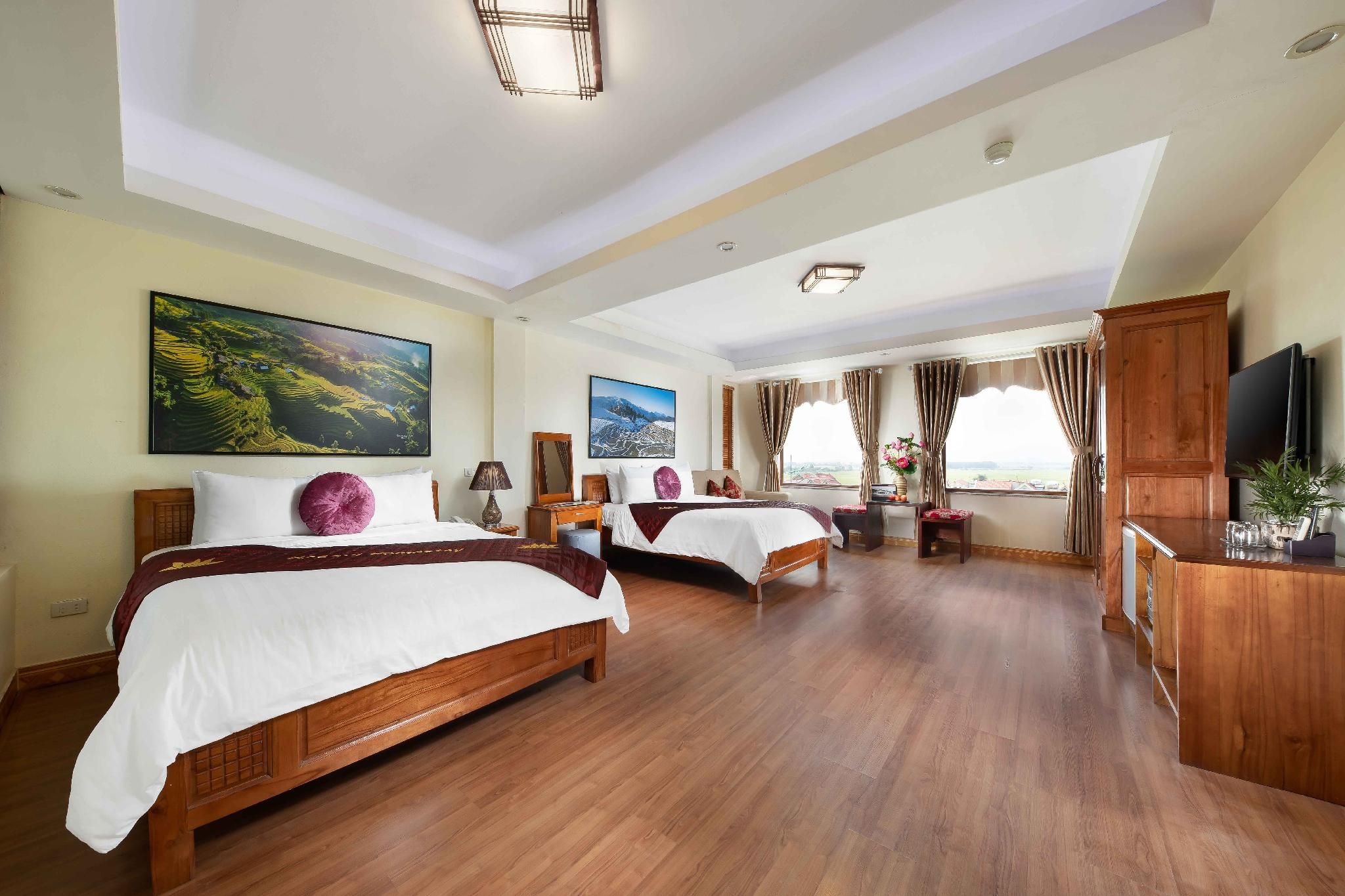 Deluxe Triple Room -- Breakfast Included