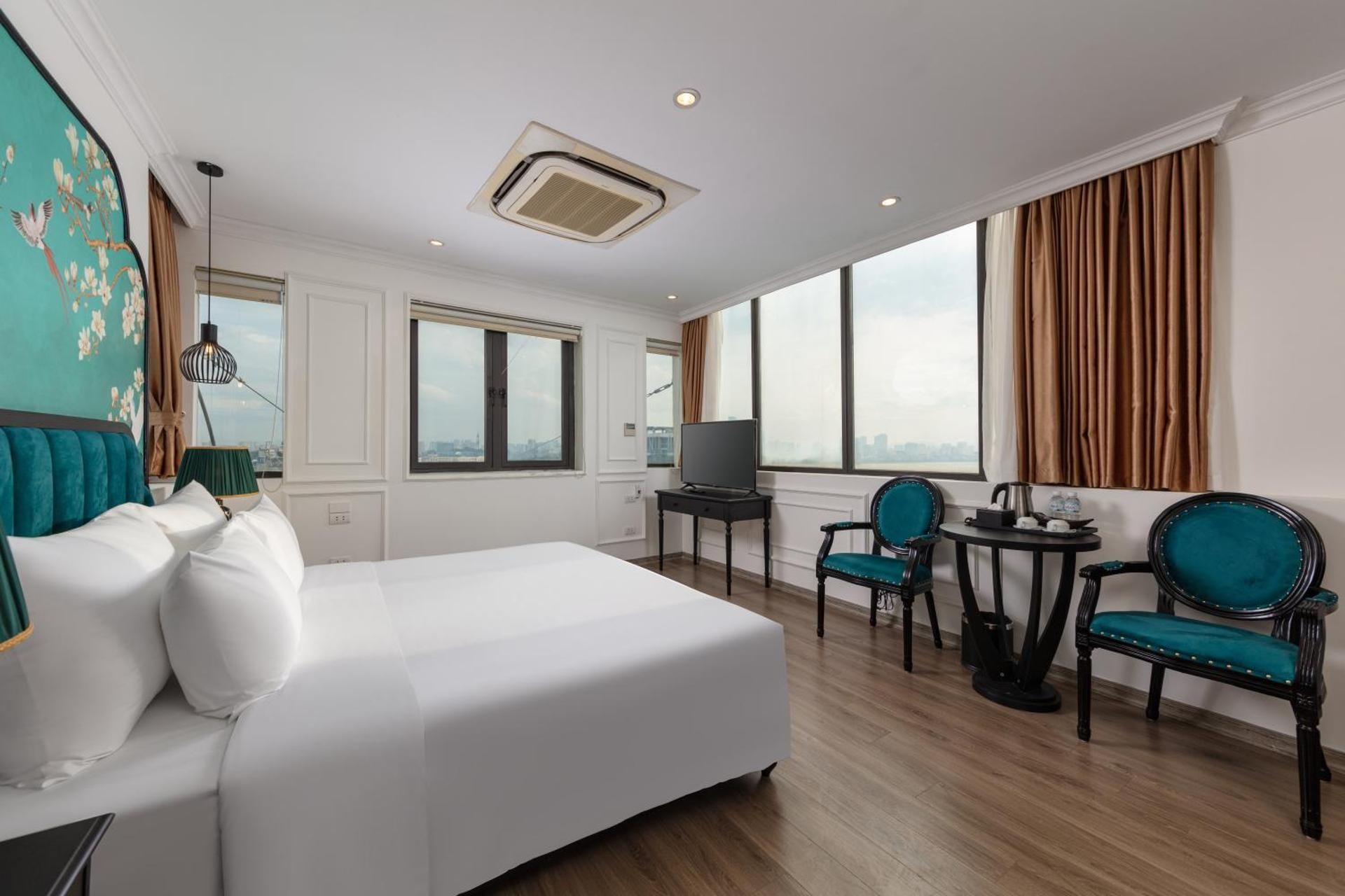 Azen Lakeside Hotel  & Travel Deluxe Double City View 2