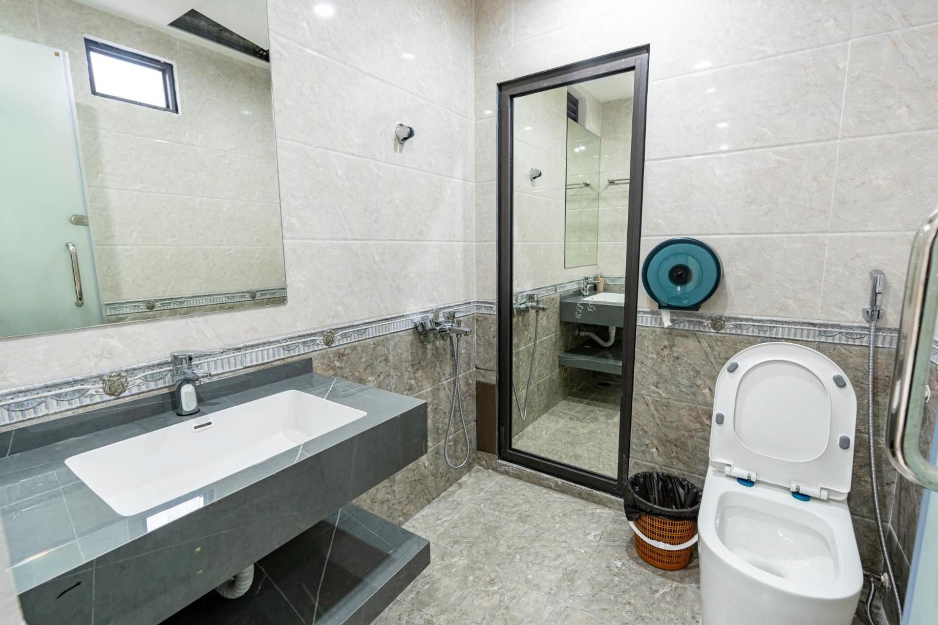 Light Hotel Ha Noi Standard Room 3