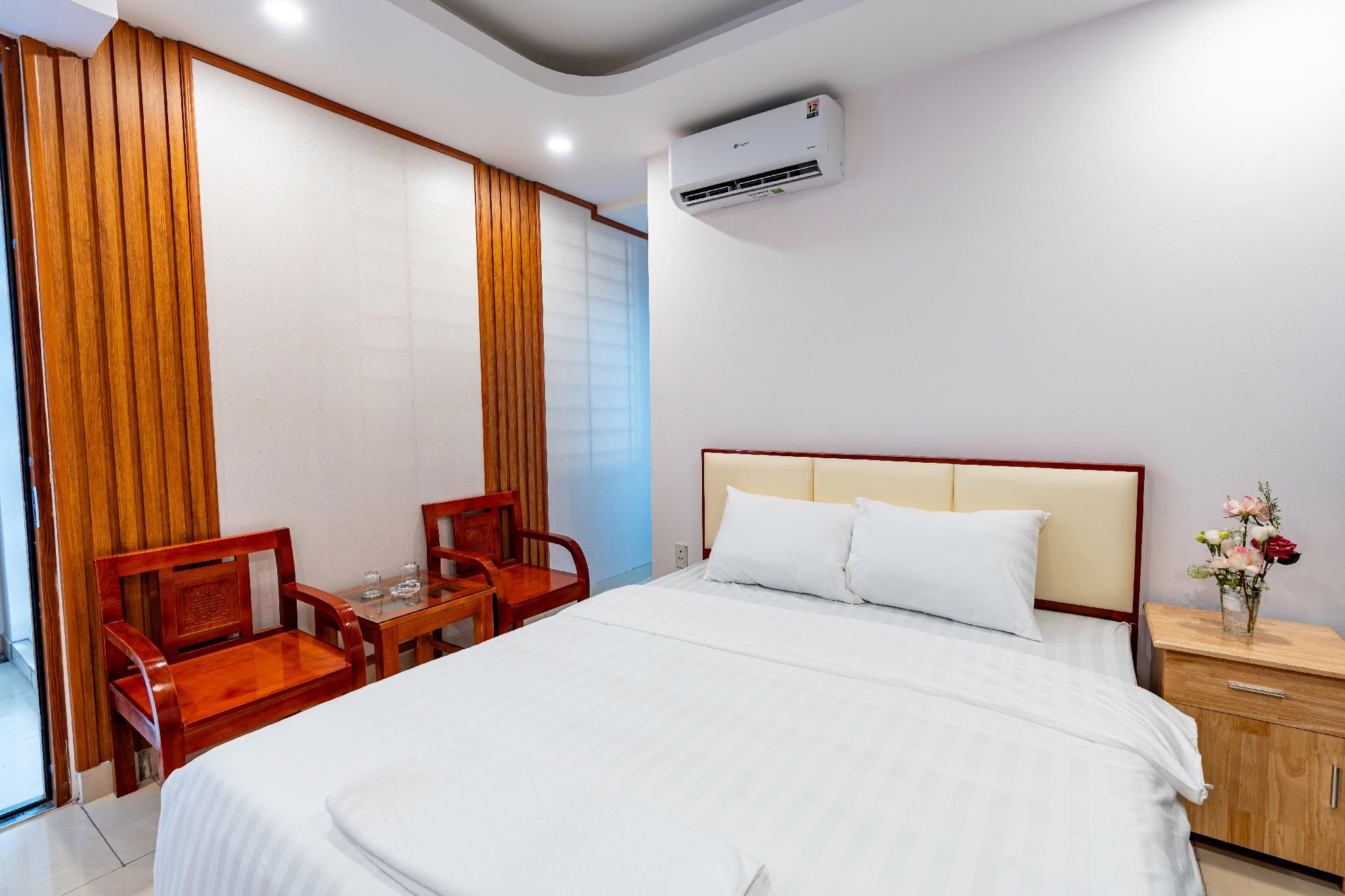 Light Hotel Ha Noi Standard Room 2