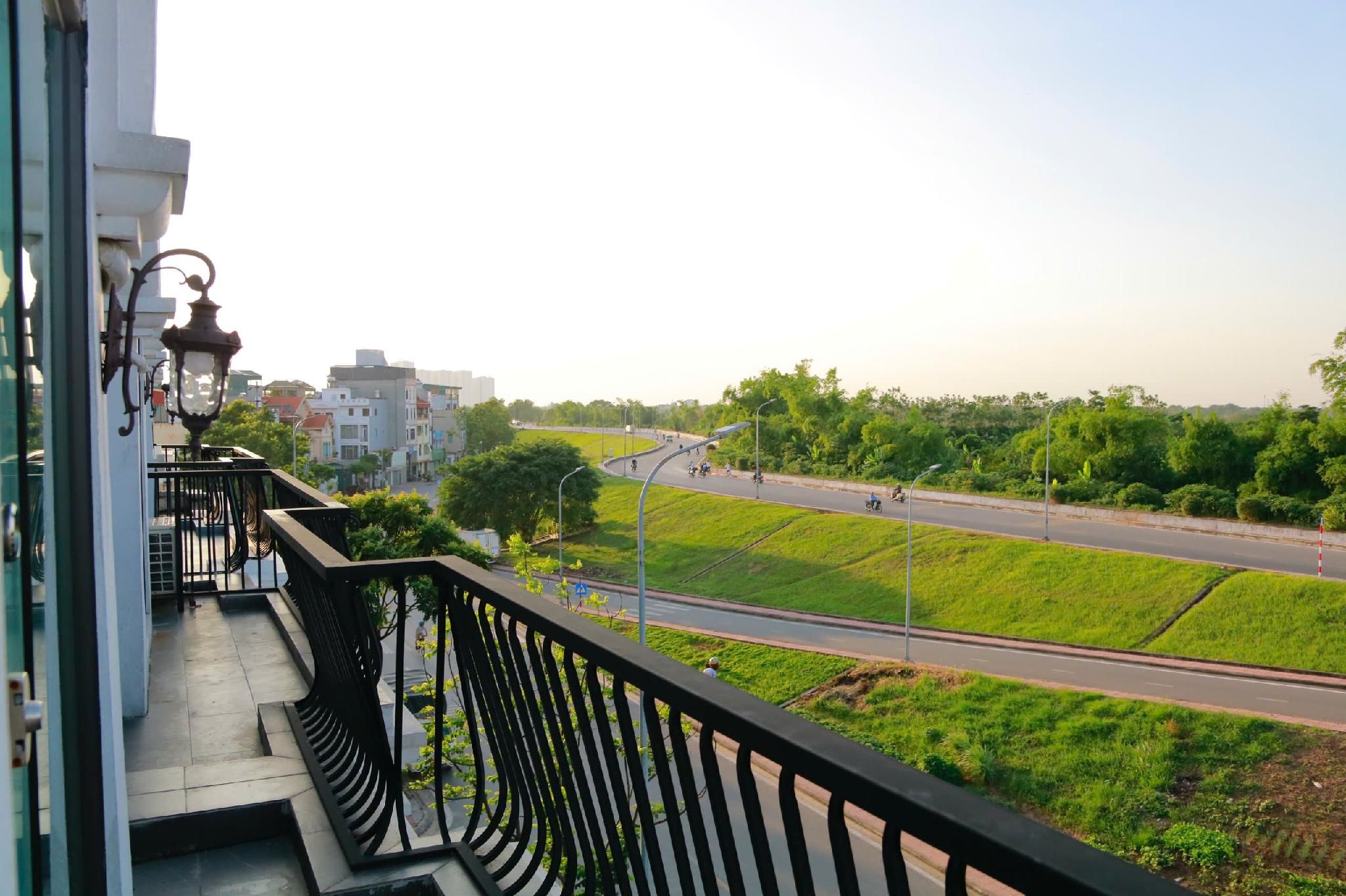 90f8148441afb84a81c98a4e778c16de