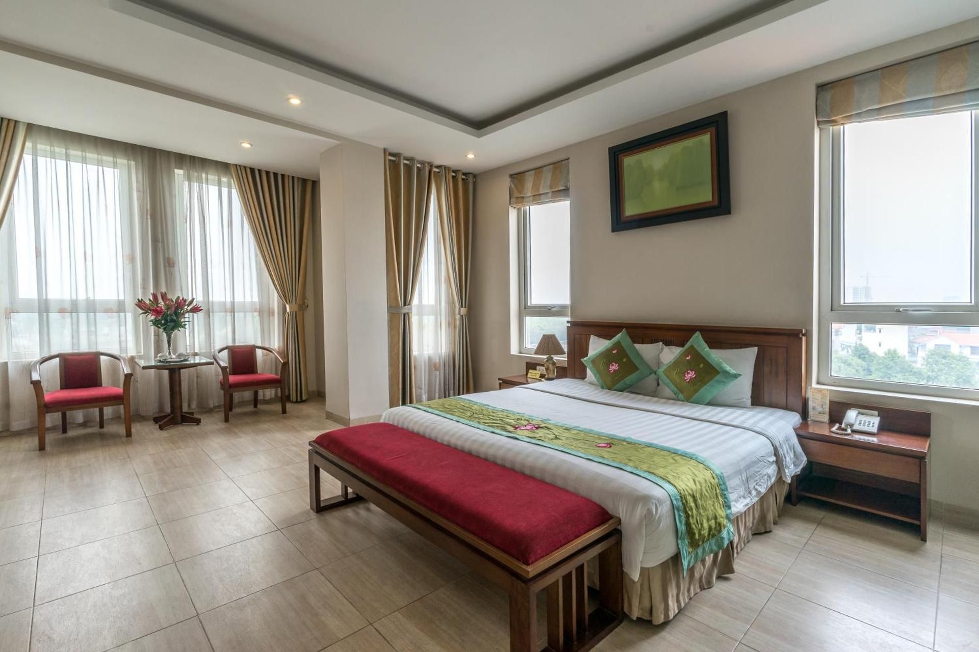 Deluxe King Room