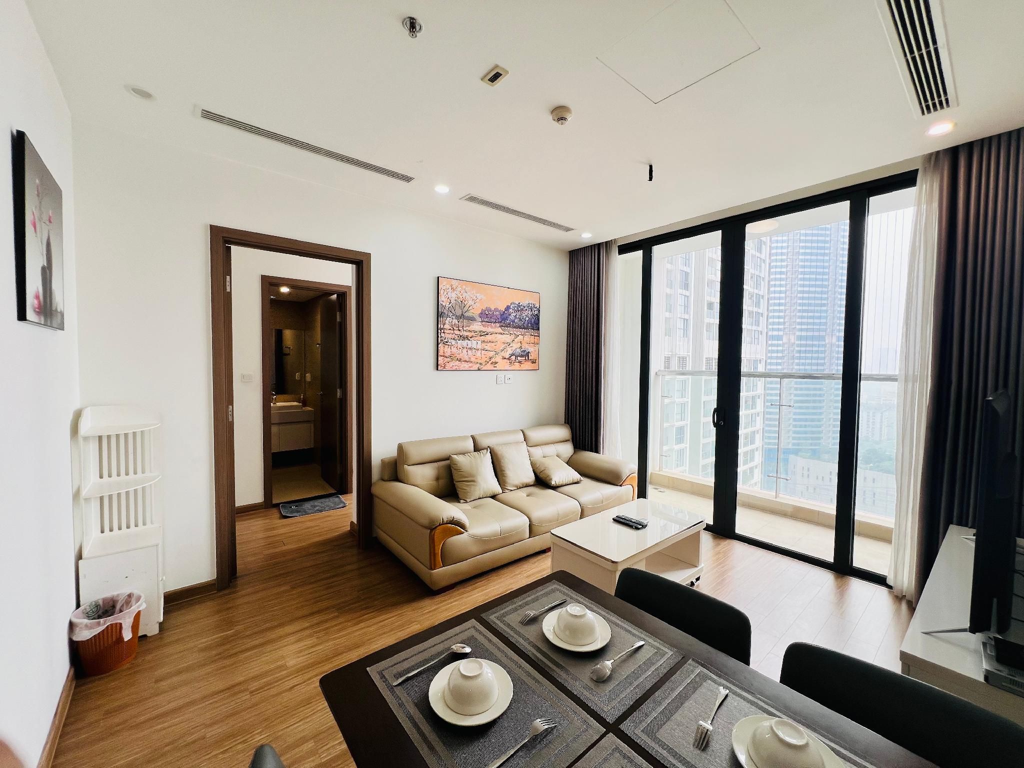 2-Bedroom Apartment with Balcony