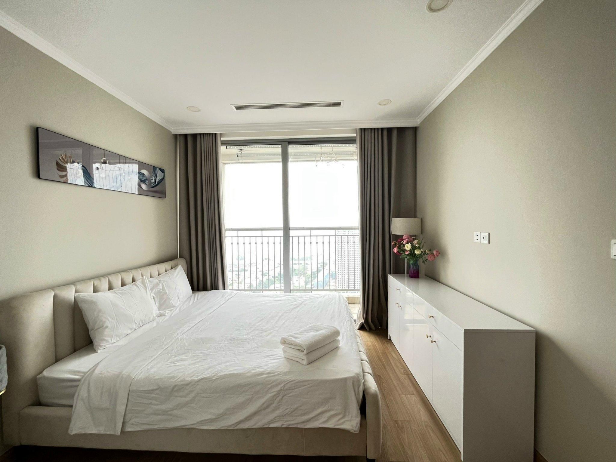 2-Bedroom City View Apartment
