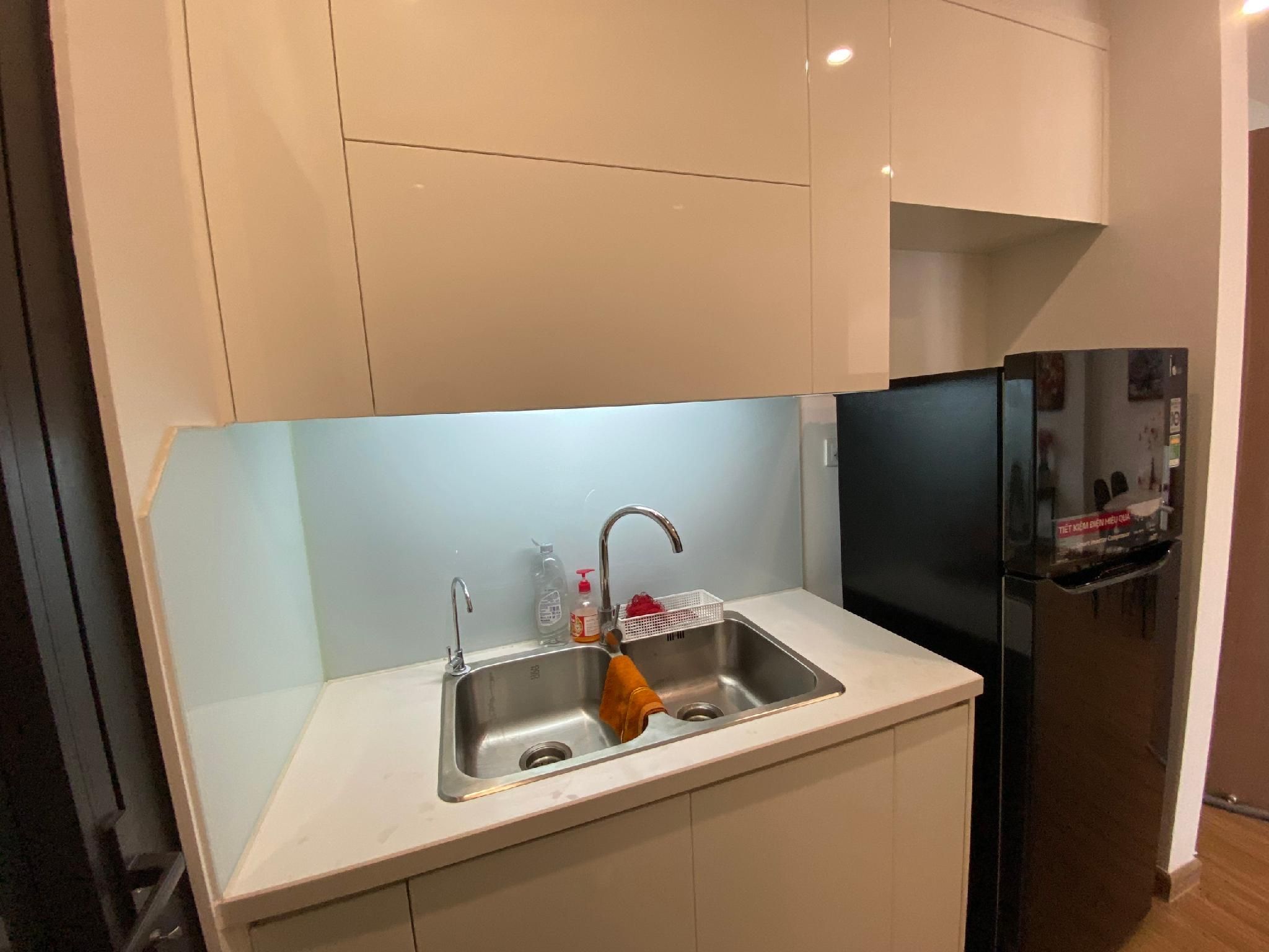1-Bedroom Apartment - Non-Smoking