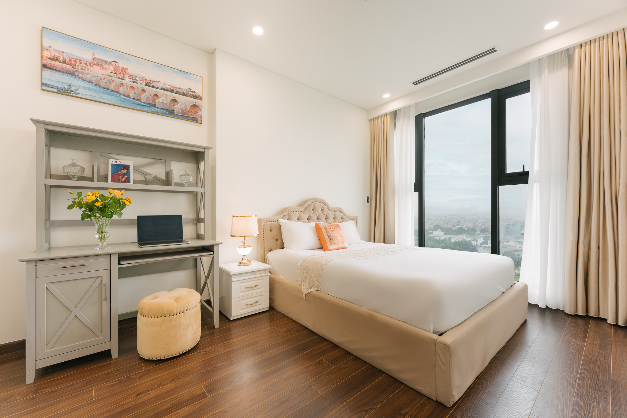 2-Bedroom Unit