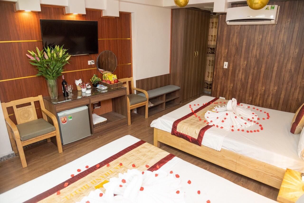 HOTEL  HÀ  THÀNH  Executive Superior Twin Room 2