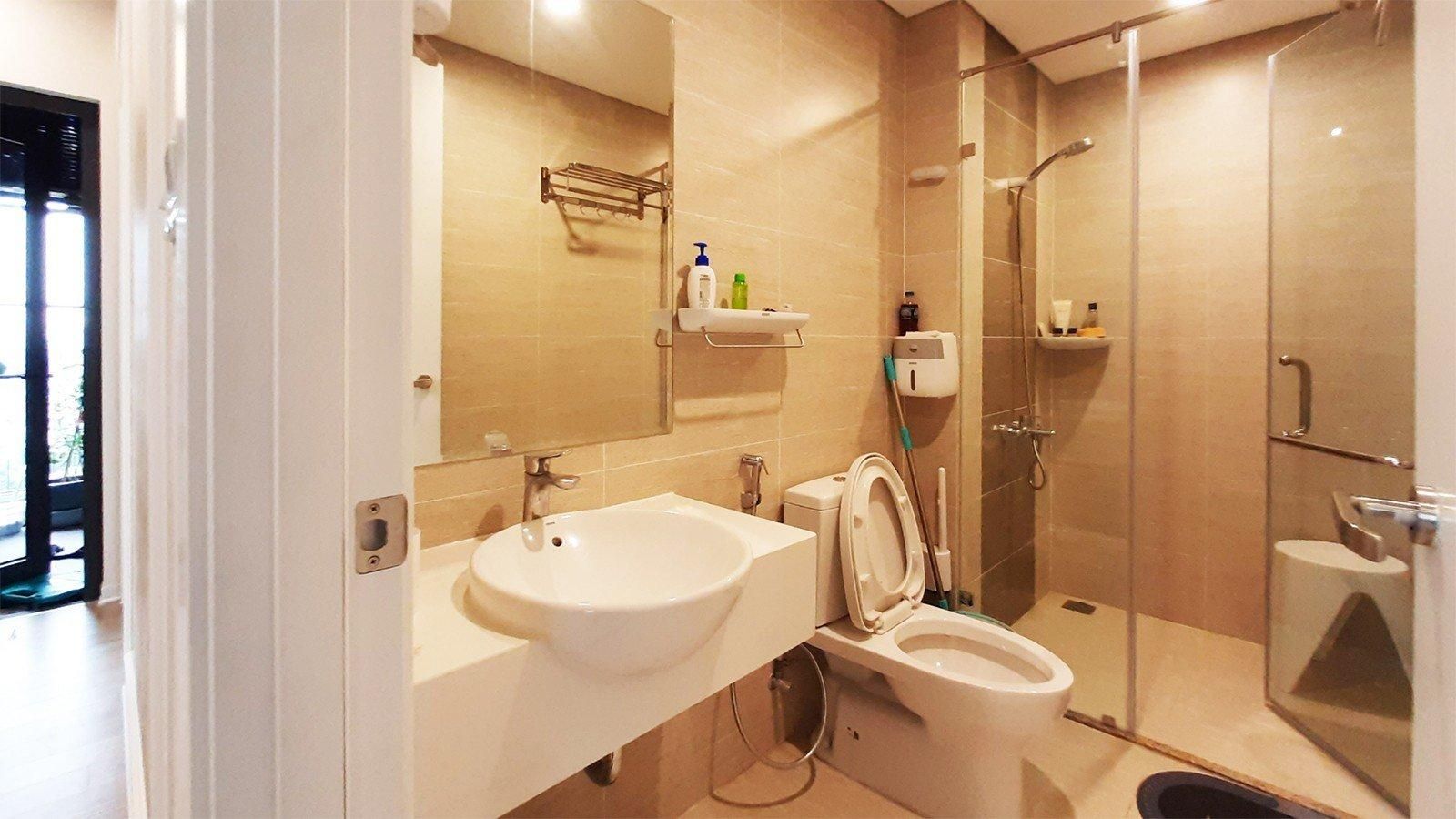 2 Bedroom Apartment with Garden