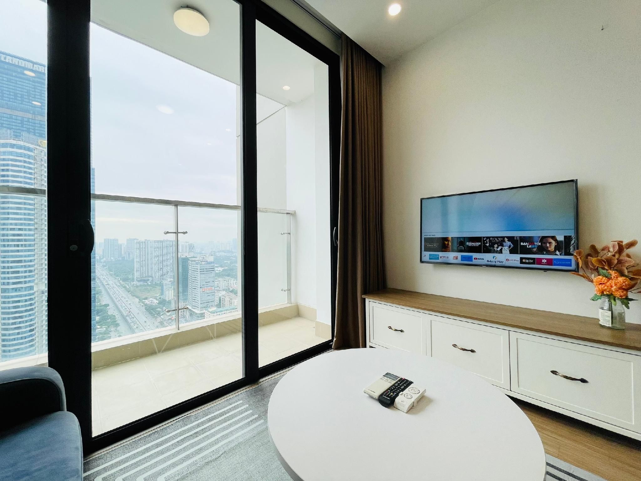 Deluxe Balcony City View
