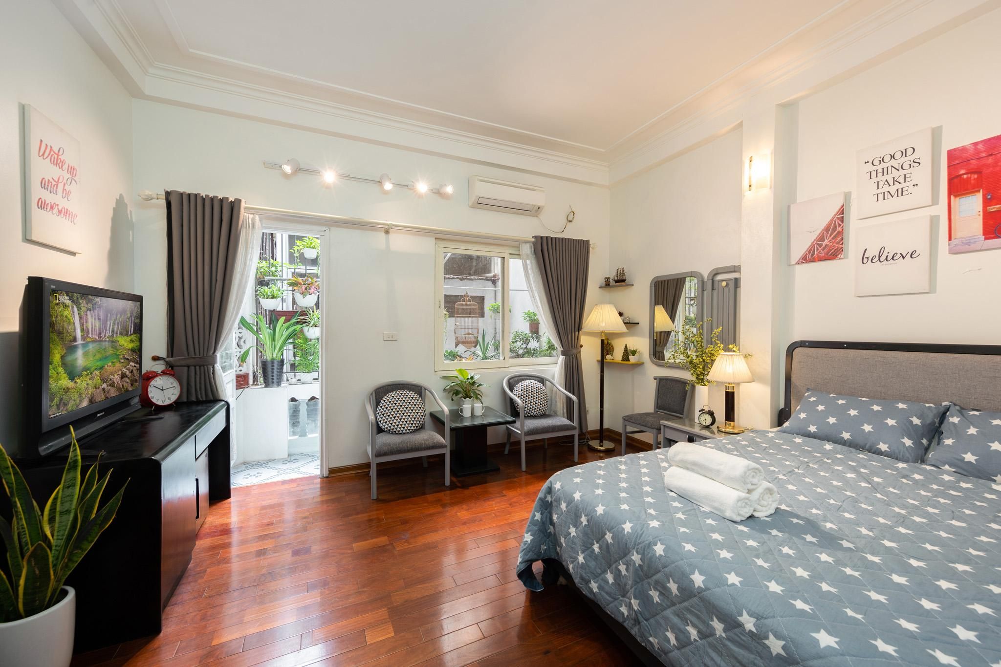 Standard - 1 Double Bed with Balcony