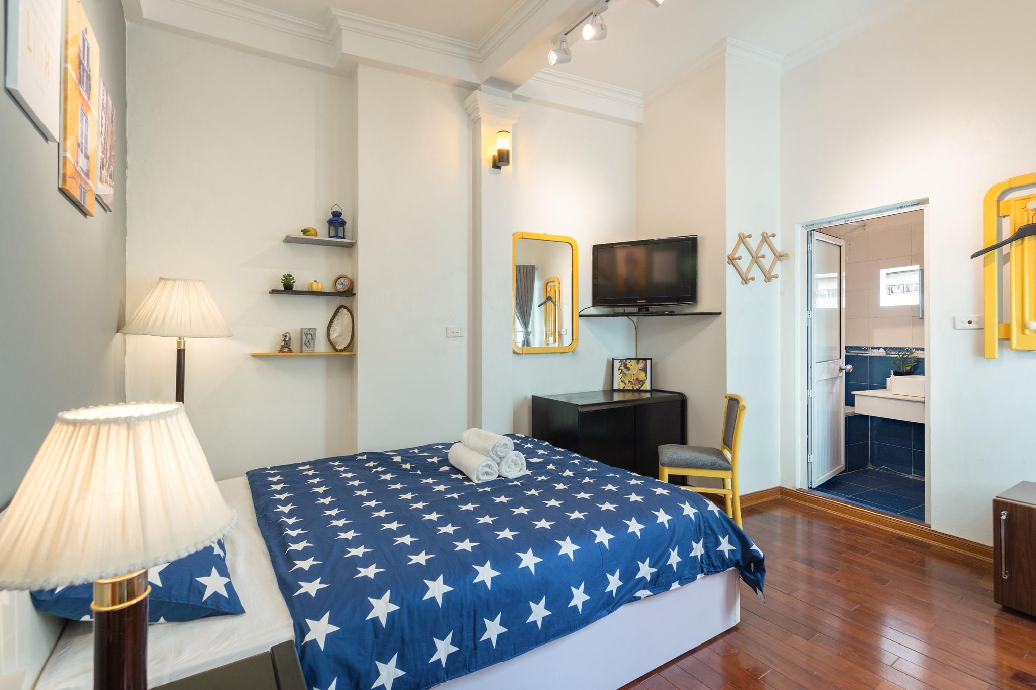 Standard - 1 Double Bed