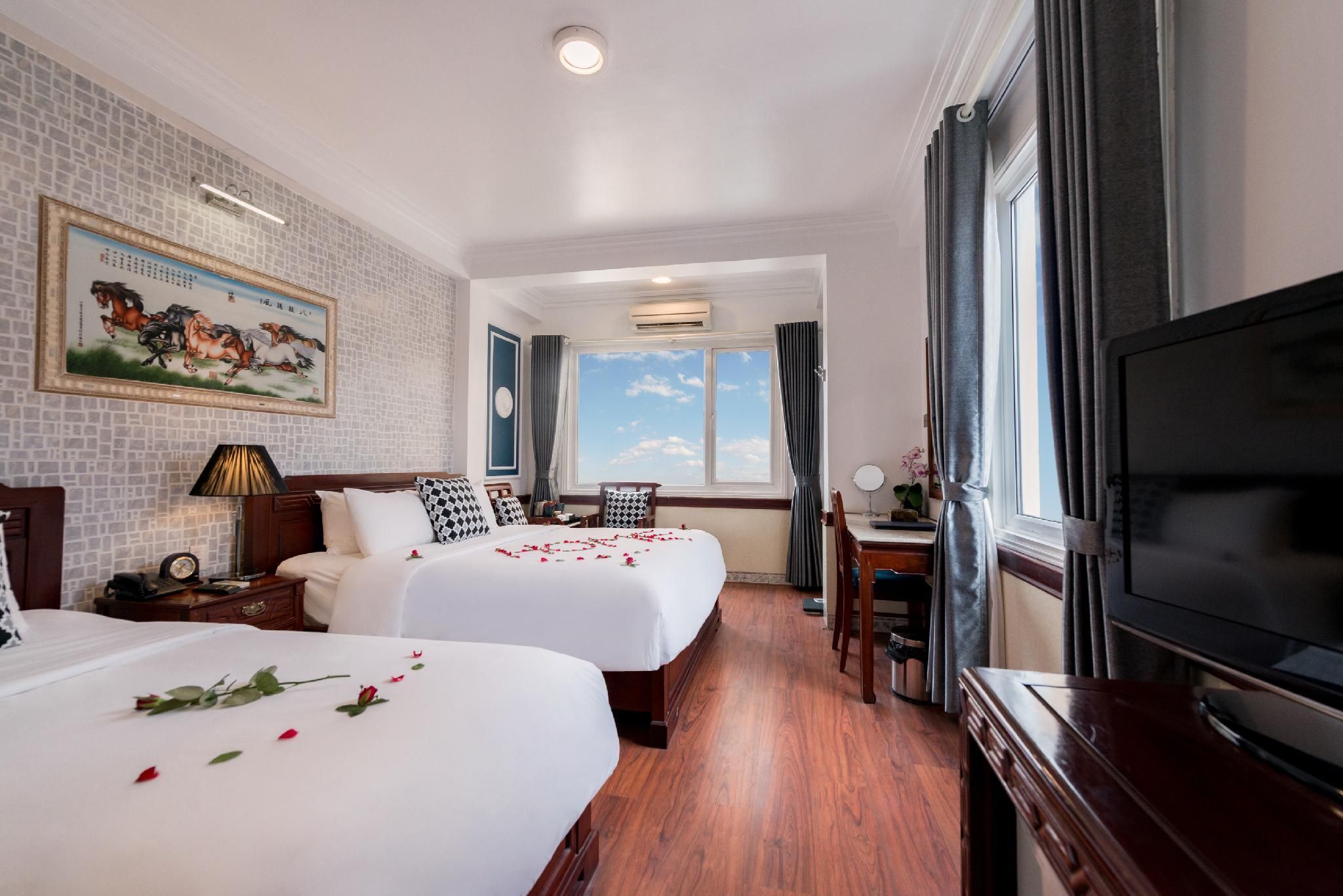 Deluxe with City View