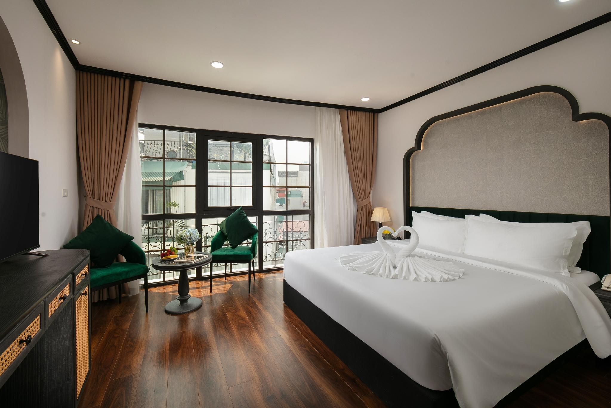 Suite Double City View