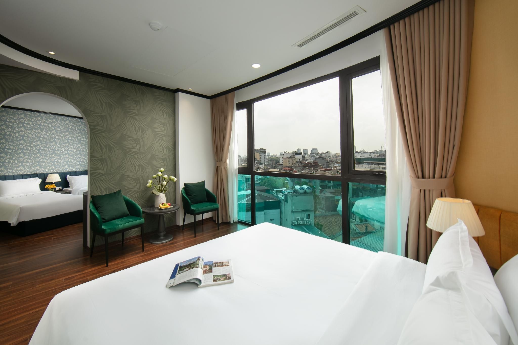 Family Connecting Suites