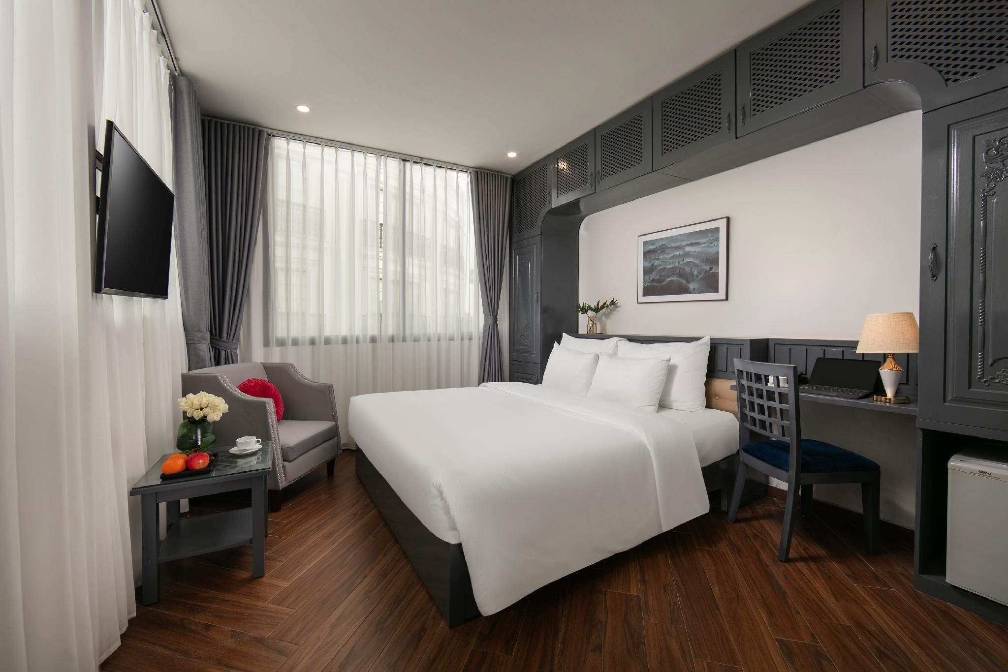 Deluxe Double Or Twin City View