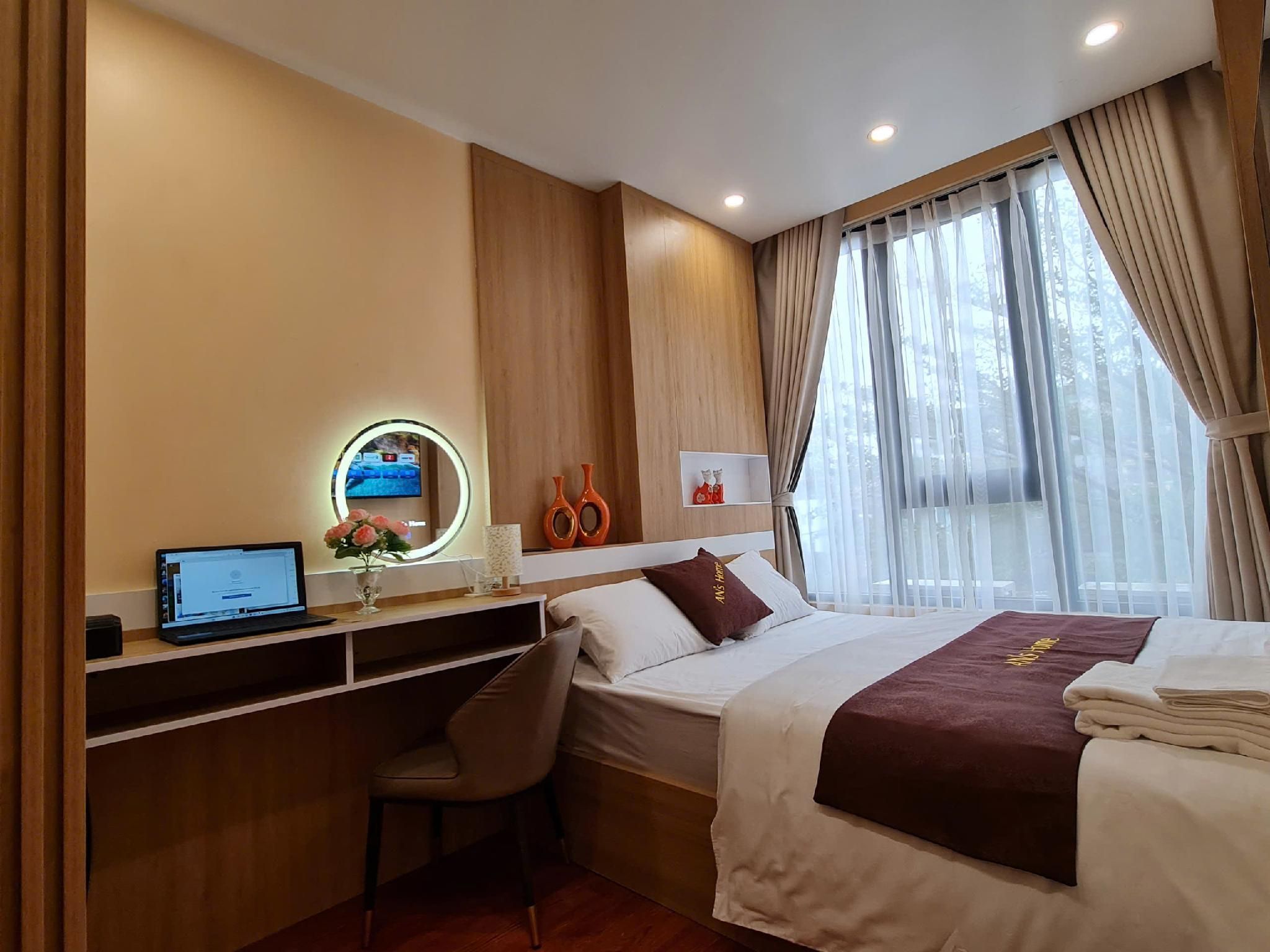 City View - 1 King Bed