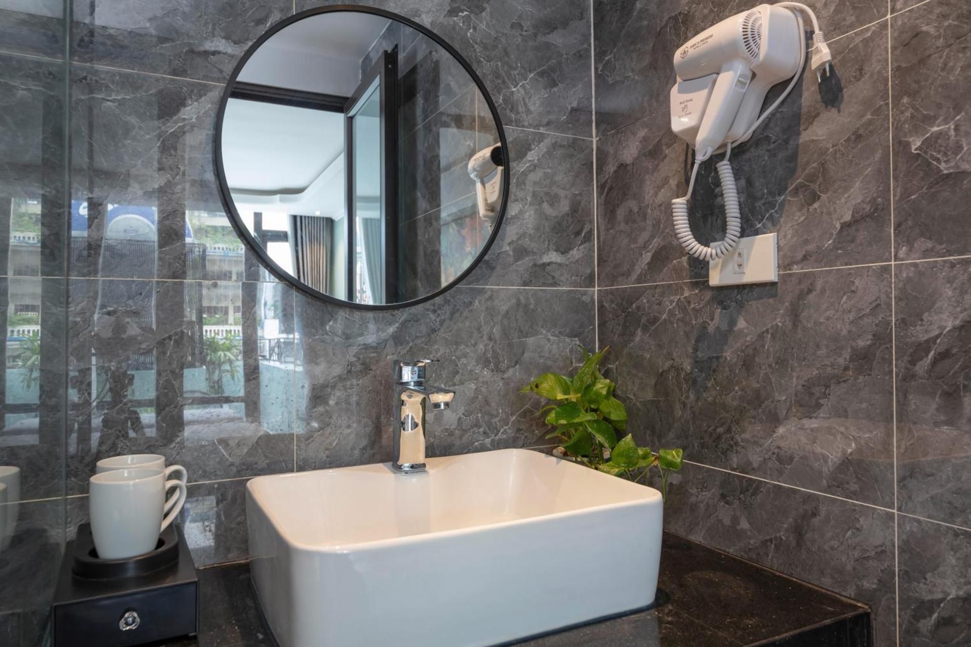 Queen Room with Balcony