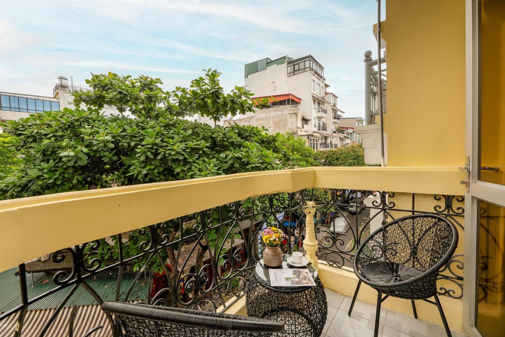 Triple Balcony