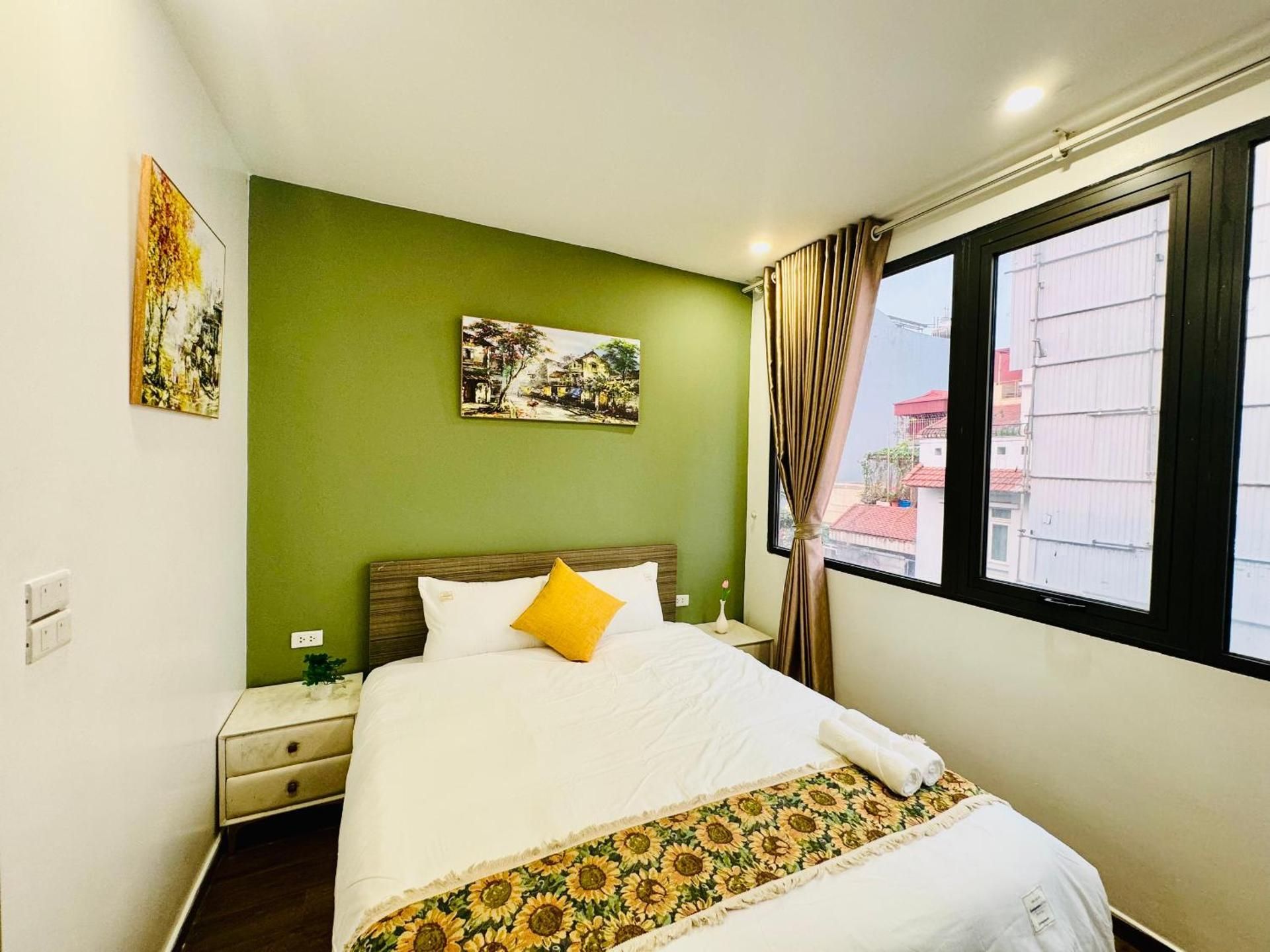 Queen Room