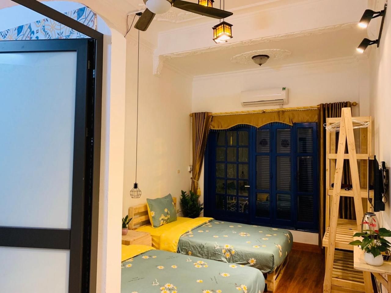 Triple Room with Balcony