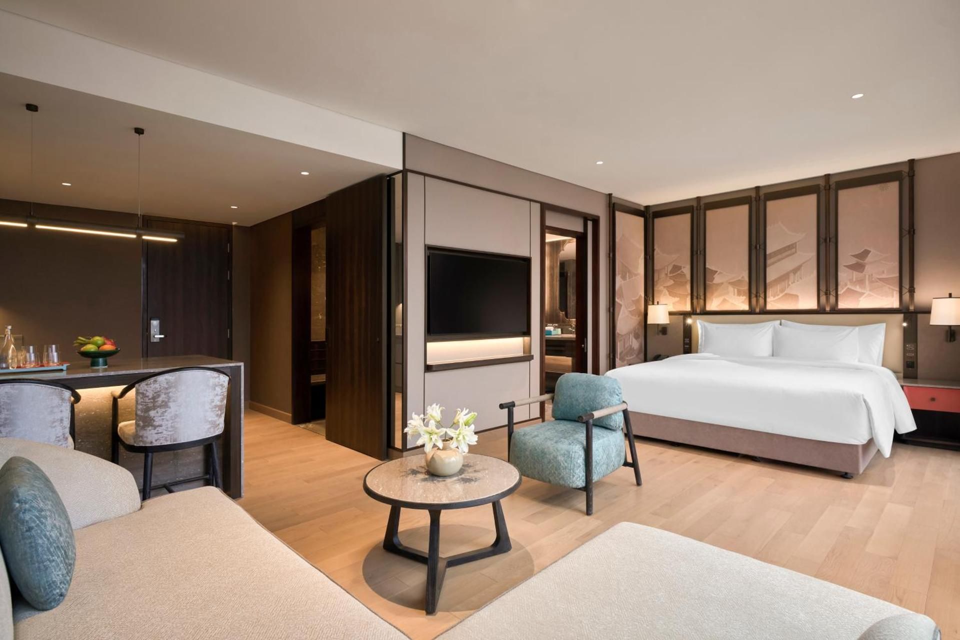 Junior Suite 1 King