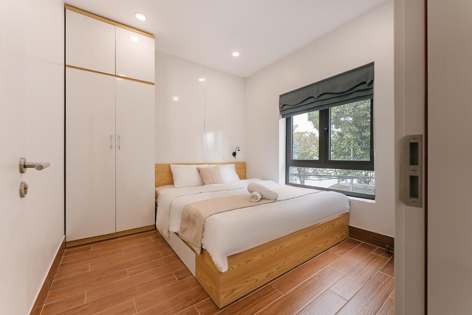 Apartment with City View