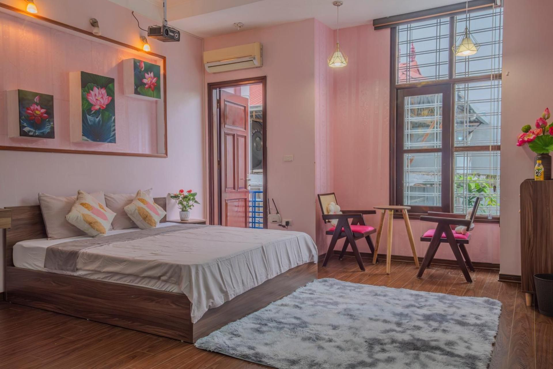 King Room with Balcony