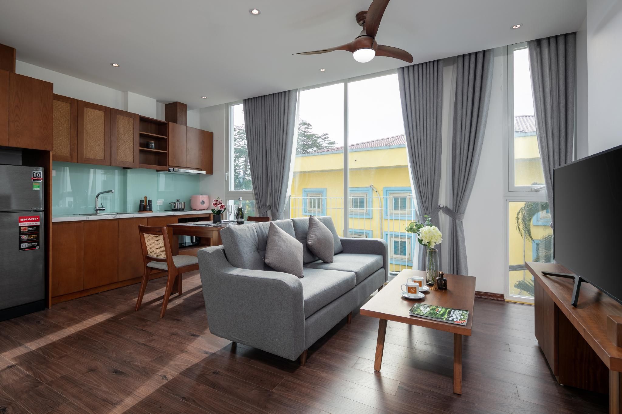 Deluxe Apartment