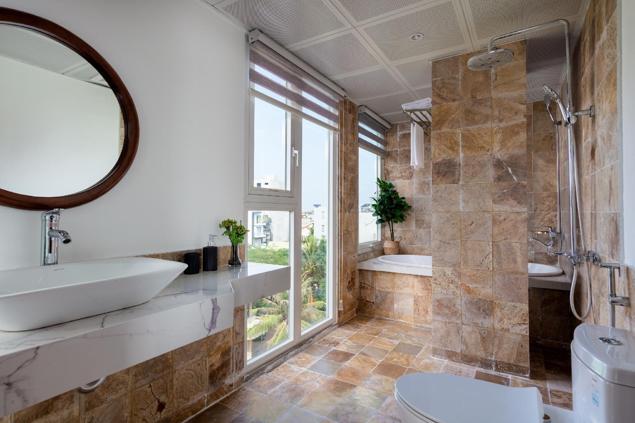 3 Bedroom Grand Deluxe Suite Lake View