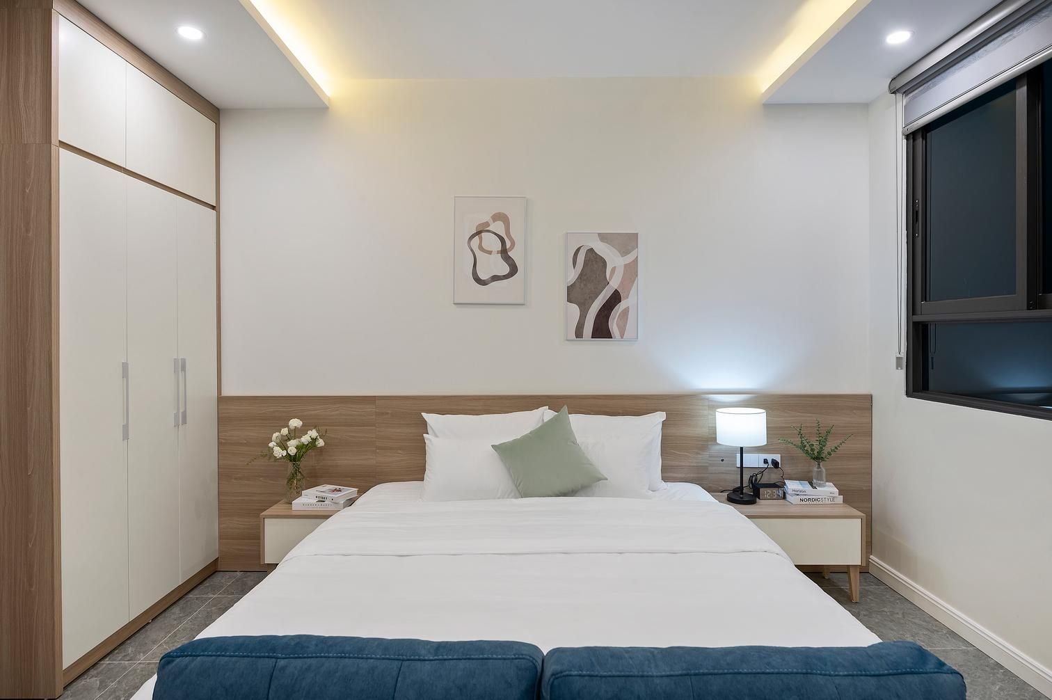 Superior - 1 King Bed