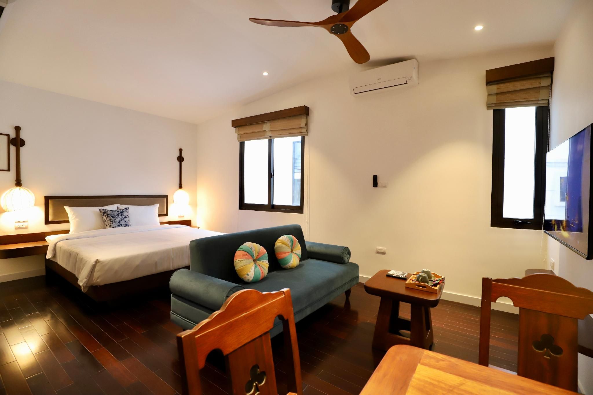 Standard Family Room