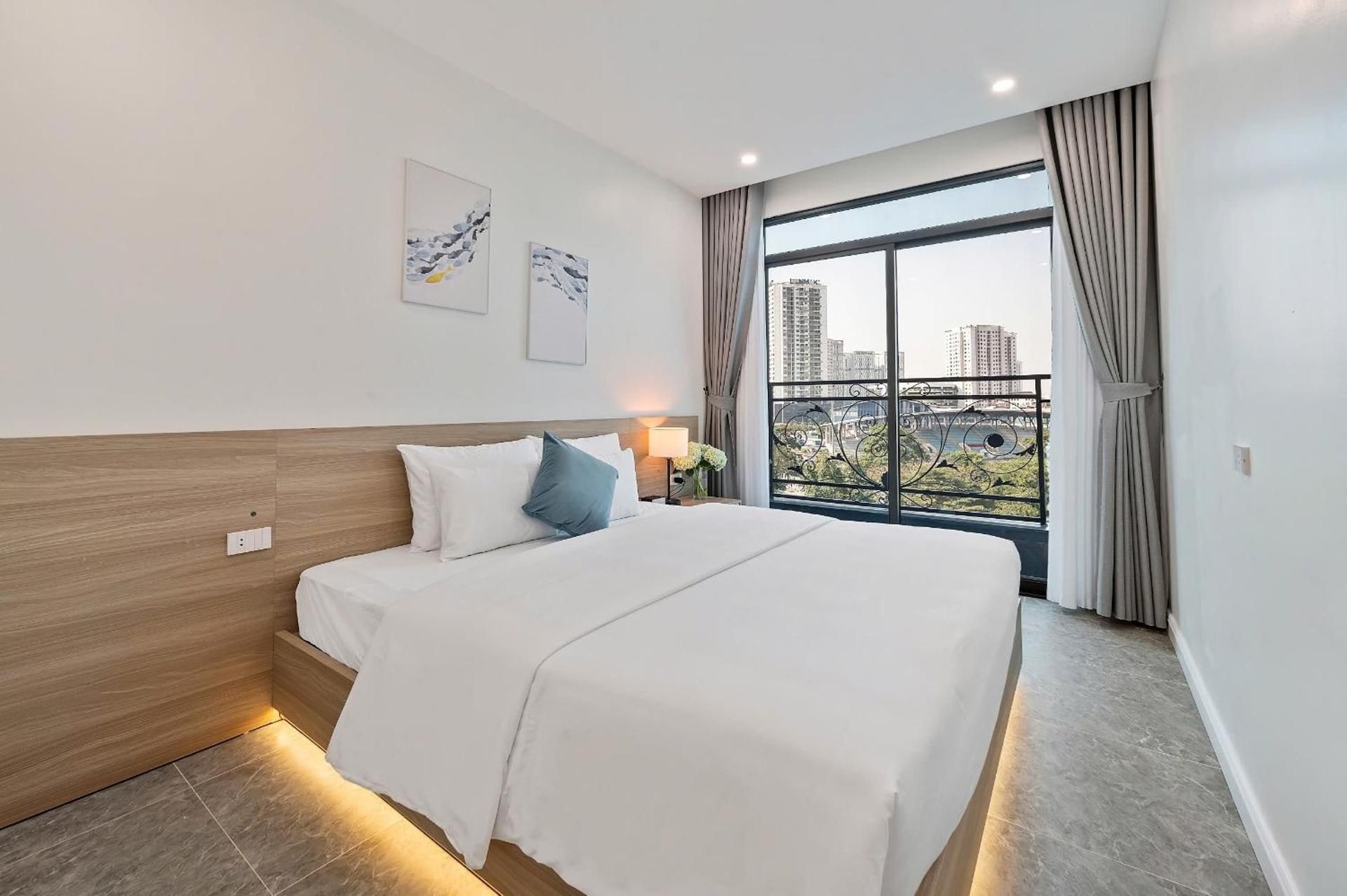 Two-Bedroom Apartment with Balcony