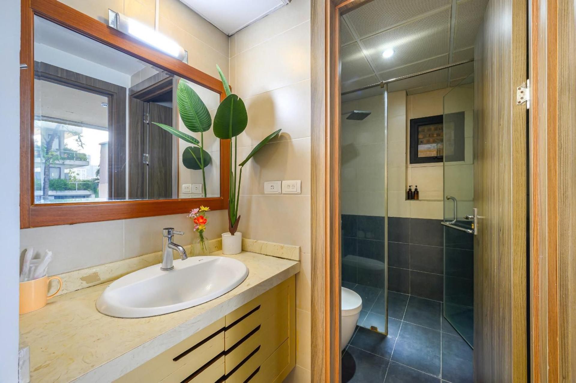 1-Bedroom Apartment with City View